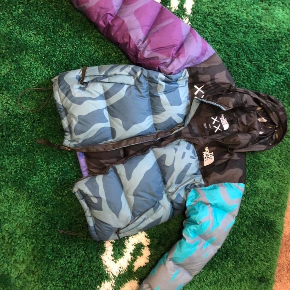 The Northface X KAWS